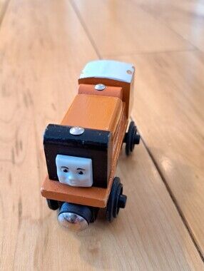 1994 RUSTY!  GUC! 1ST EDITION! Thomas Train Wooden Railway